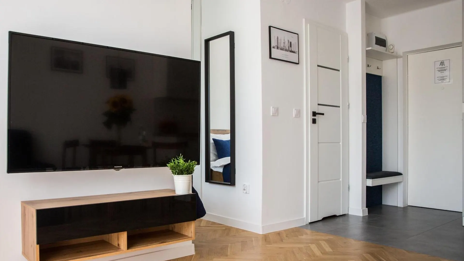 City Center Pereca, Next To Warsaw'S Business District & Metro Onz, By Warsawskyline Apartments 0*, Varsavia